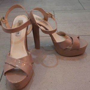 Steve Madden | Patent Leather Grey Heels | 9